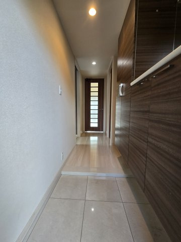 アクセス六本松南サージュの玄関