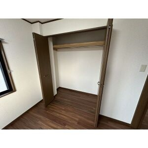 マーベラス栄和B棟の収納