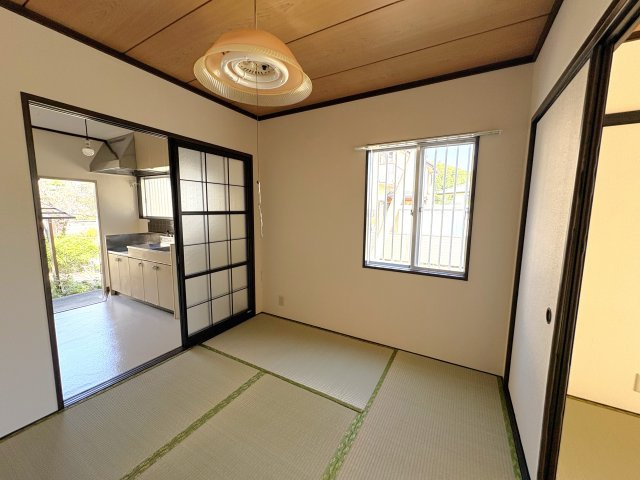 峰ハイツの和室