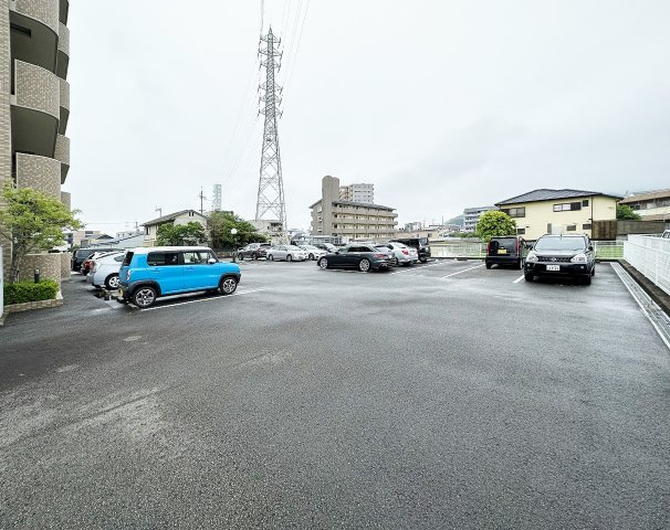 エクセルコート鈴江の駐車場