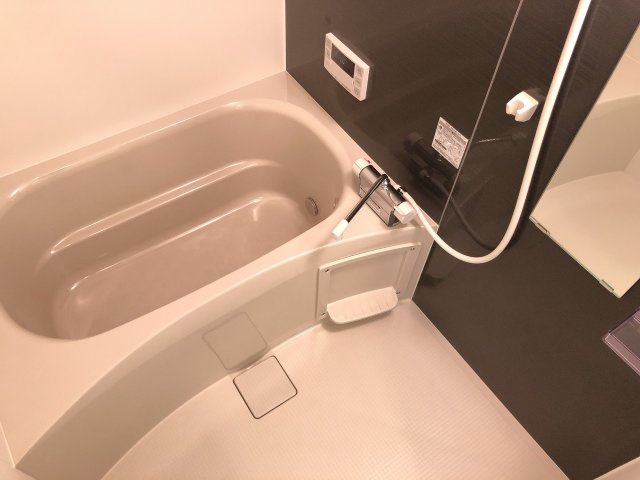 アーバンヒルズ津の浴室
