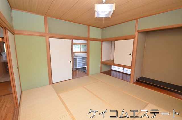 通谷フラットハウスの和室