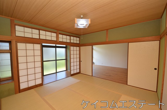 通谷フラットハウスの和室