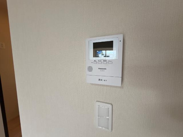 エスペランス稗田の内装|カメラ付インターホン