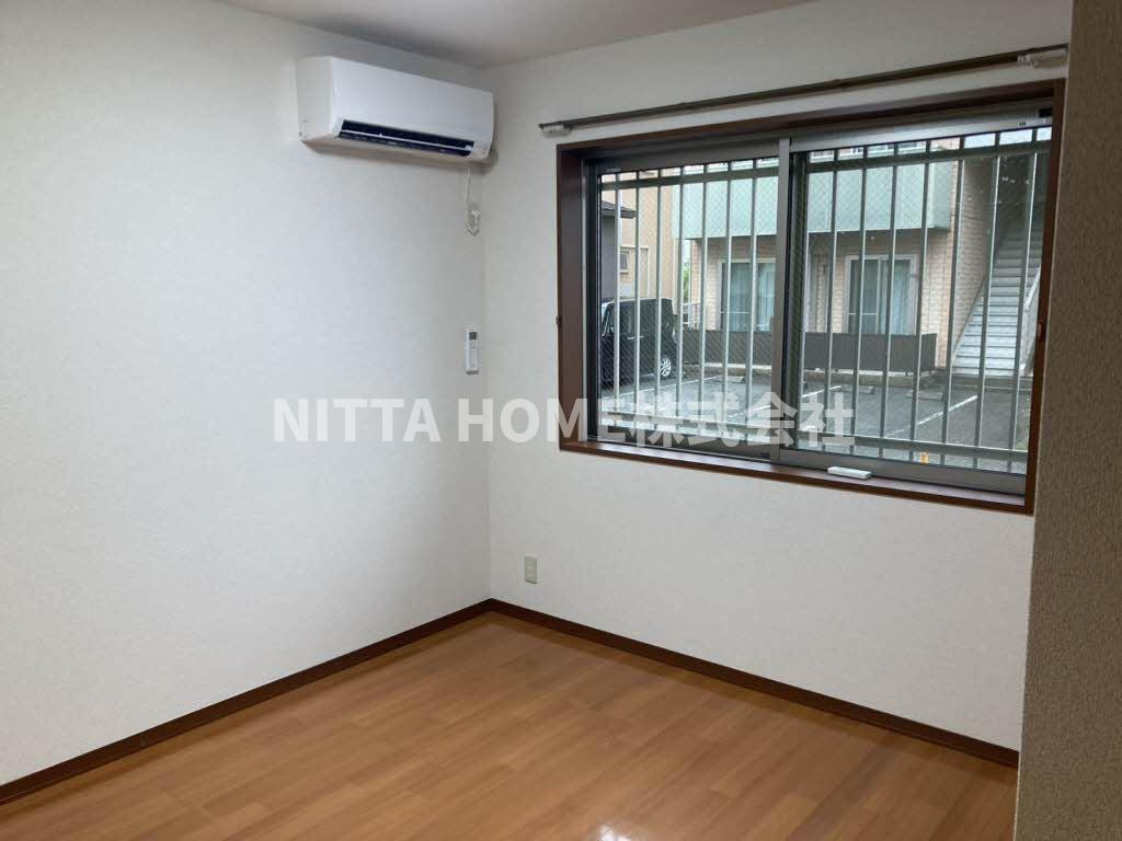 メゾン・ド・エムズの内装|洋室は６．３帖５．３帖４．１帖の３部屋です(#^^#)