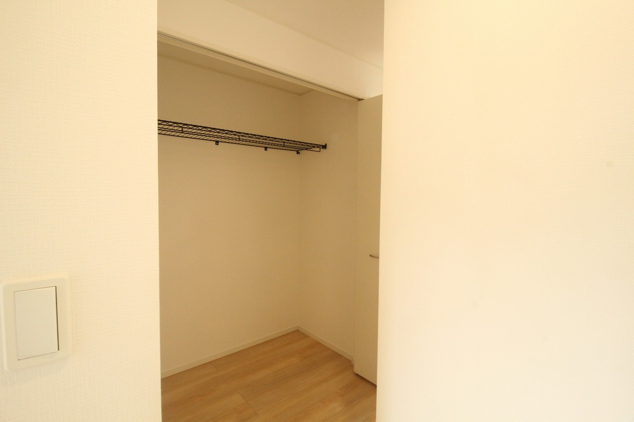 高知市旭天神町第1　1号棟　（全2区画）の収納|2Ｆ　ホール