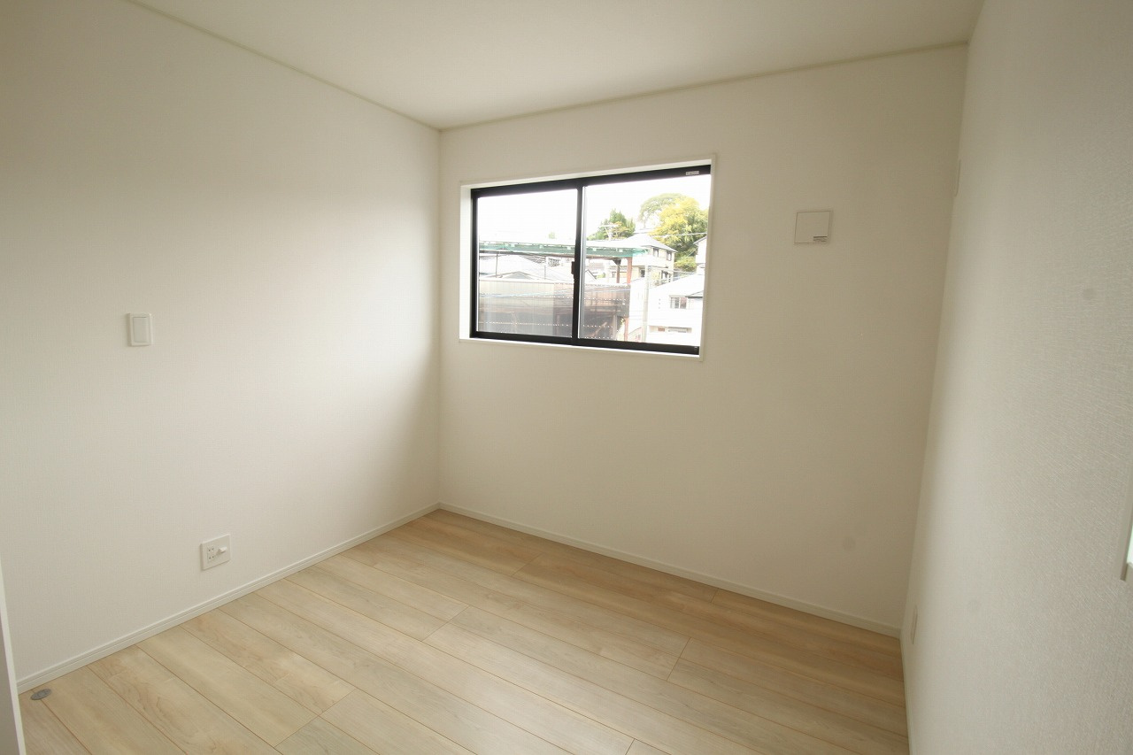 高知市旭天神町第1　1号棟　（全2区画）の洋室|2Ｆ　北の部屋　4.5帖