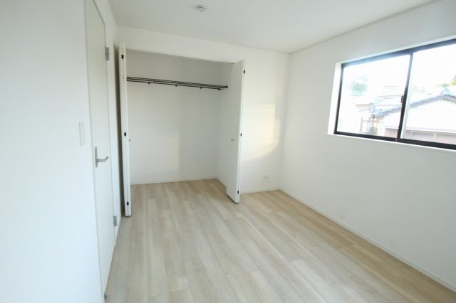 旭天神町第1　2号棟　2Fリビング（全2区画）の洋室|2F　北の部屋　6.0帖