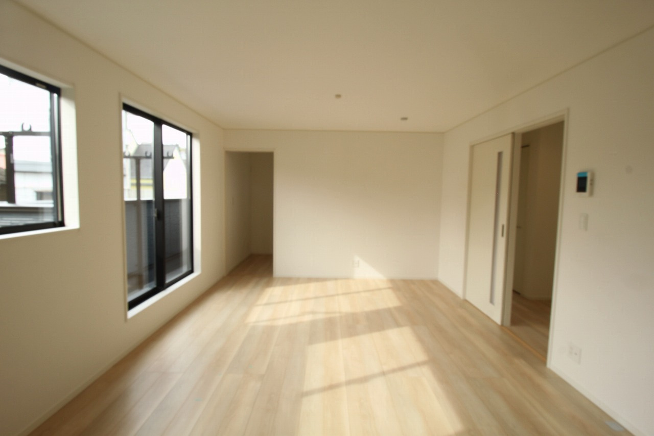 旭天神町第1　2号棟　2Fリビング（全2区画）の洋室|2Ｆ　ＬＤＫ　15.7帖