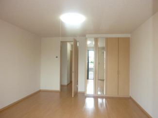 【居間・リビング】 | プリムローズ | 洋室