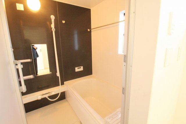 南国市大そね甲第1　新築戸建　1号棟　の浴室