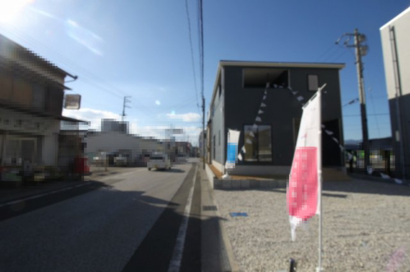 南国市大そね甲第1　新築戸建　1号棟　の前面道路含む現地写真