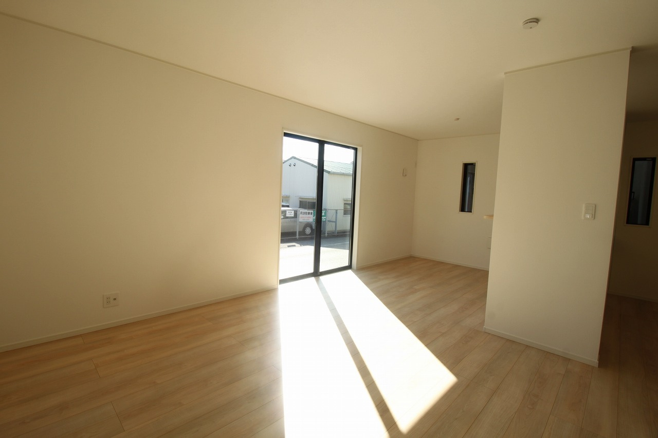 南国市大そね甲第1　新築戸建　1号棟　の居間・リビング|ＬＤＫ　16.0帖