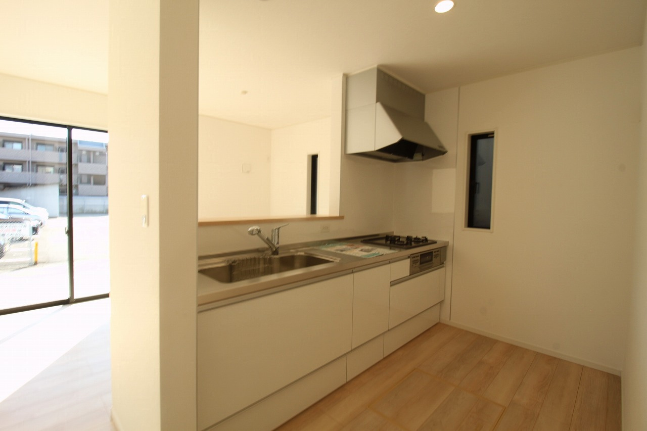 南国市大そね甲第1　新築戸建　1号棟　のキッチン|システムキッチン