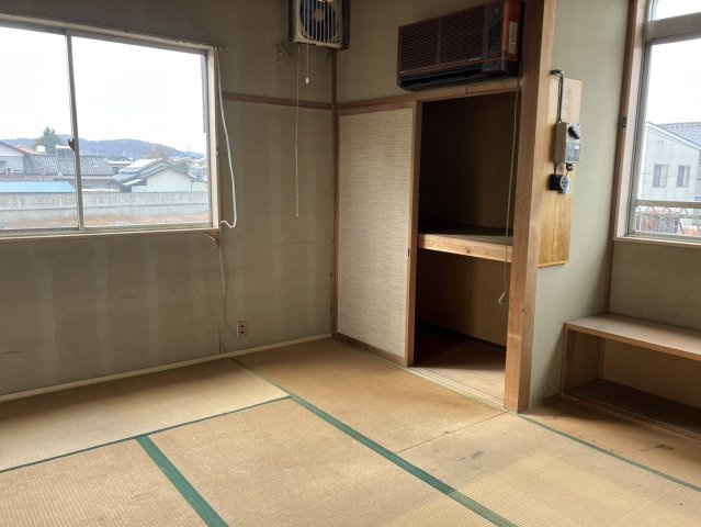 桐生市広沢町事務所・倉庫の和室|事務所・倉庫棟2F