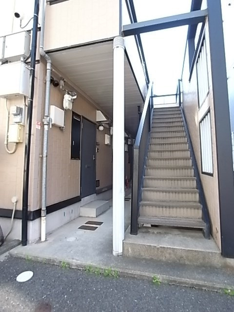 ハイツクレセントの外観