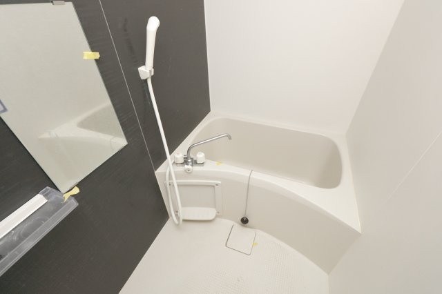 ウィング・ジムコB棟の浴室