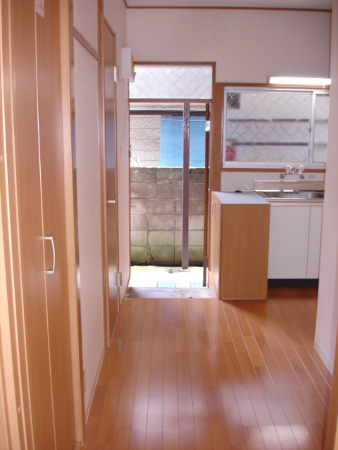 府中市多磨町１丁目のアパートの内装