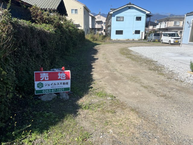 安曇野市豊科住宅用地の周辺