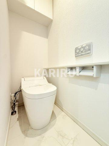 Innocent Doyamaのトイレ