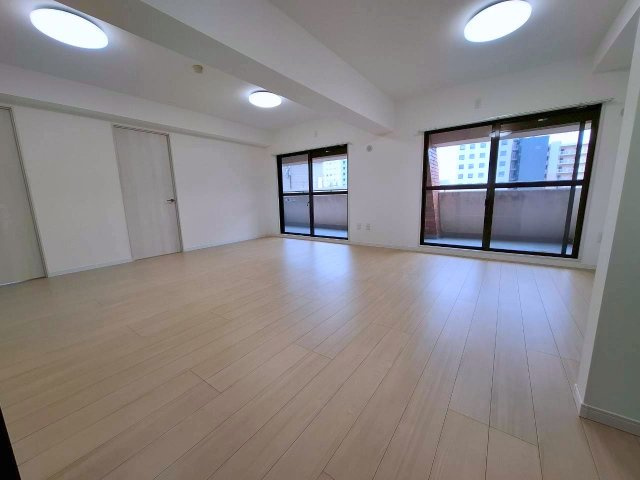 ライオンズマンション大文閣　9階の内装|2025/8/2　リフォーム中写真