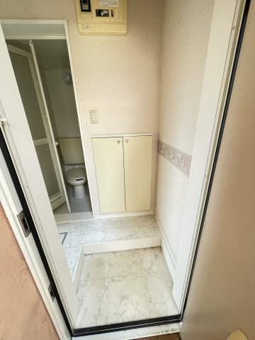 さくら横須賀中央の玄関