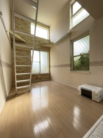 さくら横須賀中央の居間・リビング