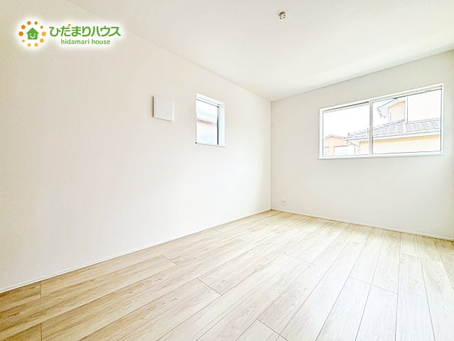 【寝室】 | 神栖若松中央5丁目24-1期　新築戸建　2号棟 | ベッドを置いても余裕の広さがあります。パソコンや趣味のスペースなどインテリアを考えるのも楽しみですね！