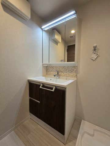 クレアランドマークの独立洗面台