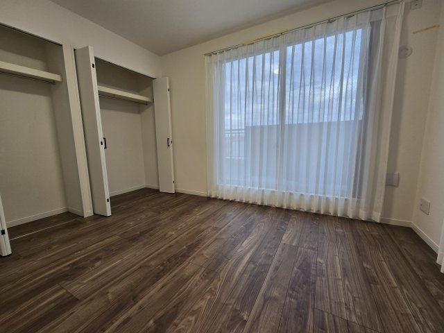 クレアランドマークの洋室