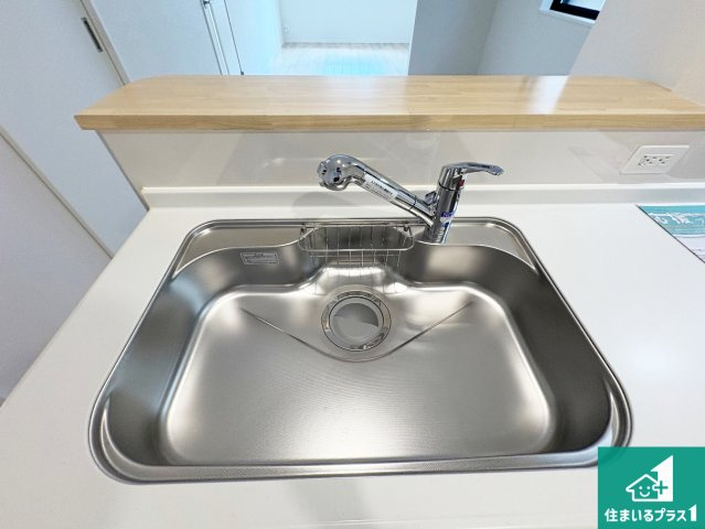 城陽市枇杷庄　第3期　新築一戸建ての設備|洗い物も楽にできる、広々シンク！