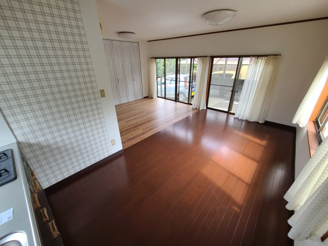 ブルーハイツの洋室