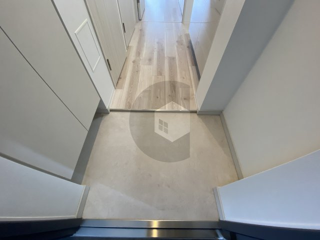 ファーストフィオーレ長田グランディールの玄関