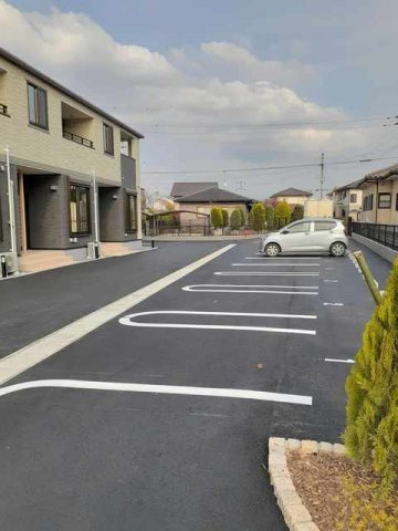 ｇｒａｃｅ　Ｆの駐車場|駐車スペースもあります☆