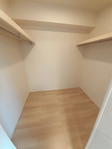 ｇｒａｃｅ　Ｆの収納|ウォークインクローゼットなので収納豊富です★