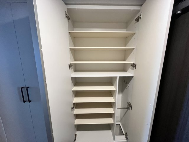 アーバネックス天満橋Frontの収納