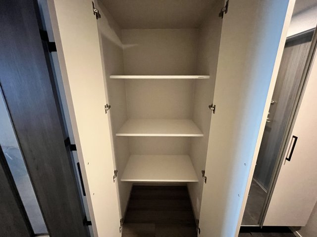 アーバネックス天満橋Frontの収納