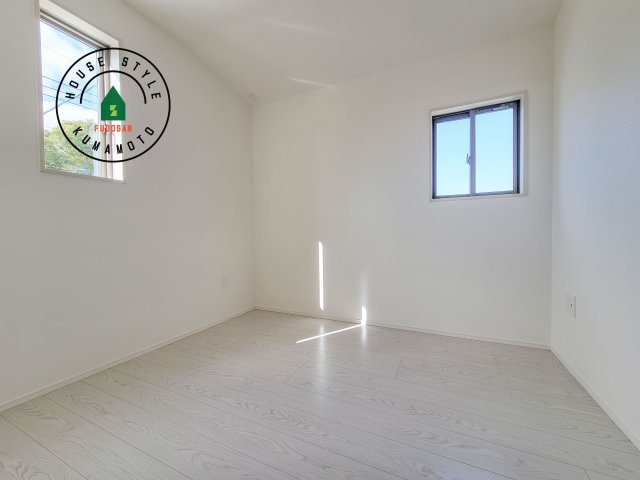 熊本市中央区出水8丁目第2-2棟（2号棟）　の子供部屋|穏やかな光が差し込む室内には、穏やかな時間が流れます。