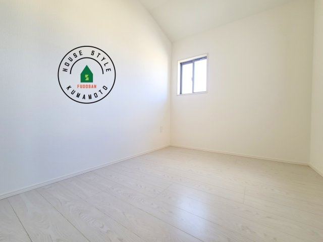 熊本市中央区出水8丁目第2-2棟（2号棟）　の和室|将来的に、琉球畳を引きまして和室風にすることも可能です。