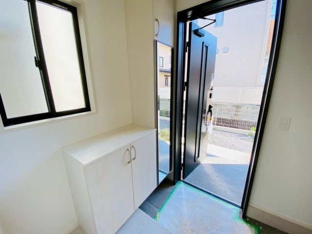 よかタウン／南区御幸西２丁目３期／１号棟の玄関