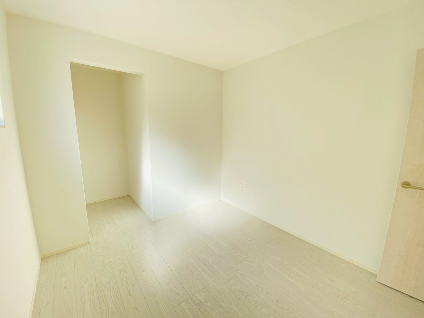 よかタウン／南区御幸西２丁目３期／１号棟の洋室