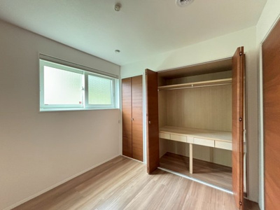 【寝室】 | 茱萸木６丁目　中古未入居物件