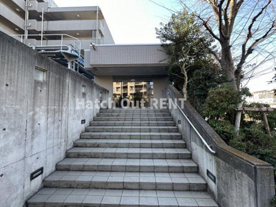 【エントランス】 | シャトーイノハナ