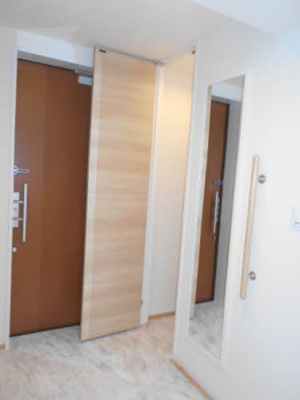 【玄関】 | ベレオ黒田SOUTH