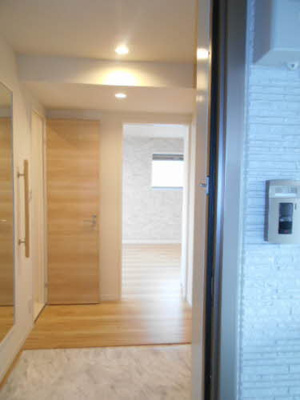 【玄関】 | ベレオ黒田SOUTH