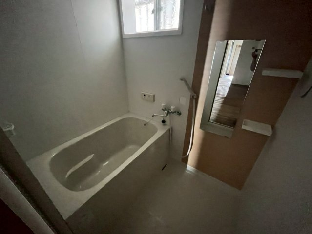 北野田テラスの浴室