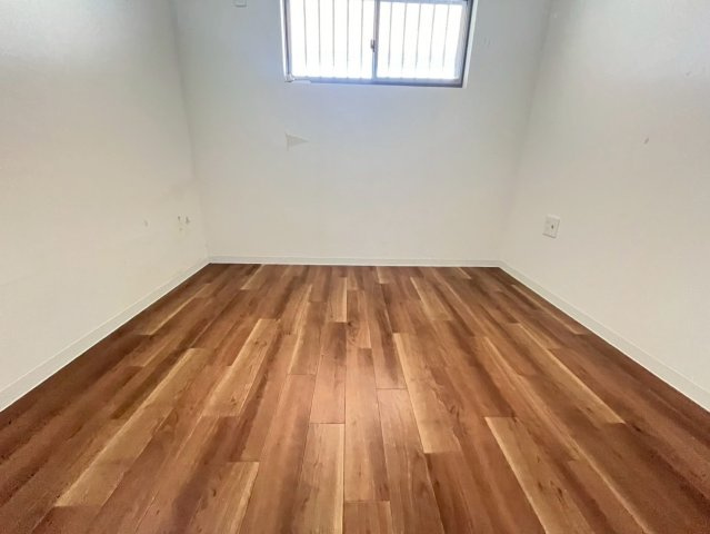 北野田テラスの洋室