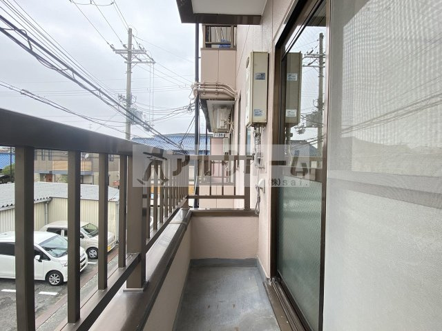 OMレジデンス柏原1のバルコニー