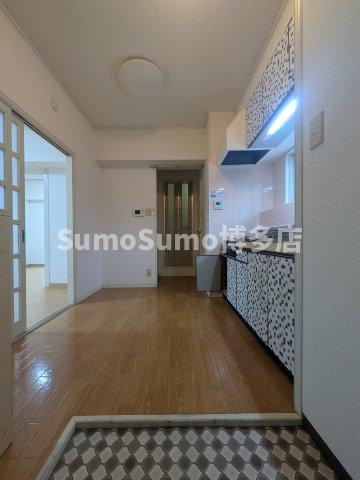 フローレスマンションの玄関