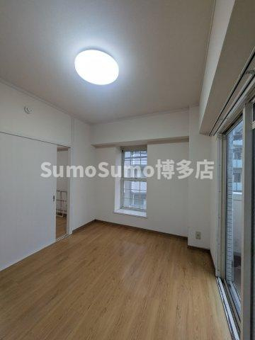 フローレスマンションの寝室